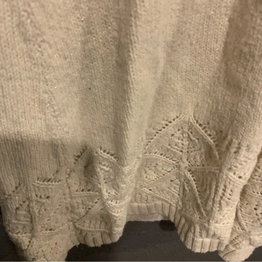 Women’s a.n.a. Sweater
